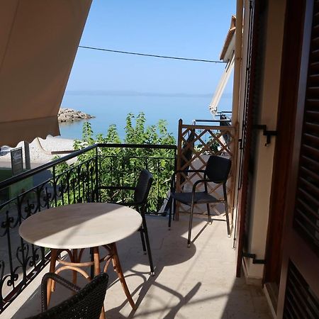 Akrogiali Beach Apartments Dış mekan fotoğraf